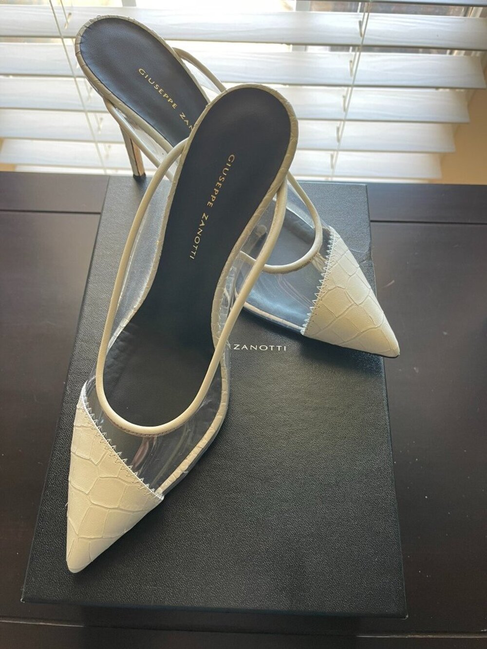 giuseppe zanotti heels White slip on mules